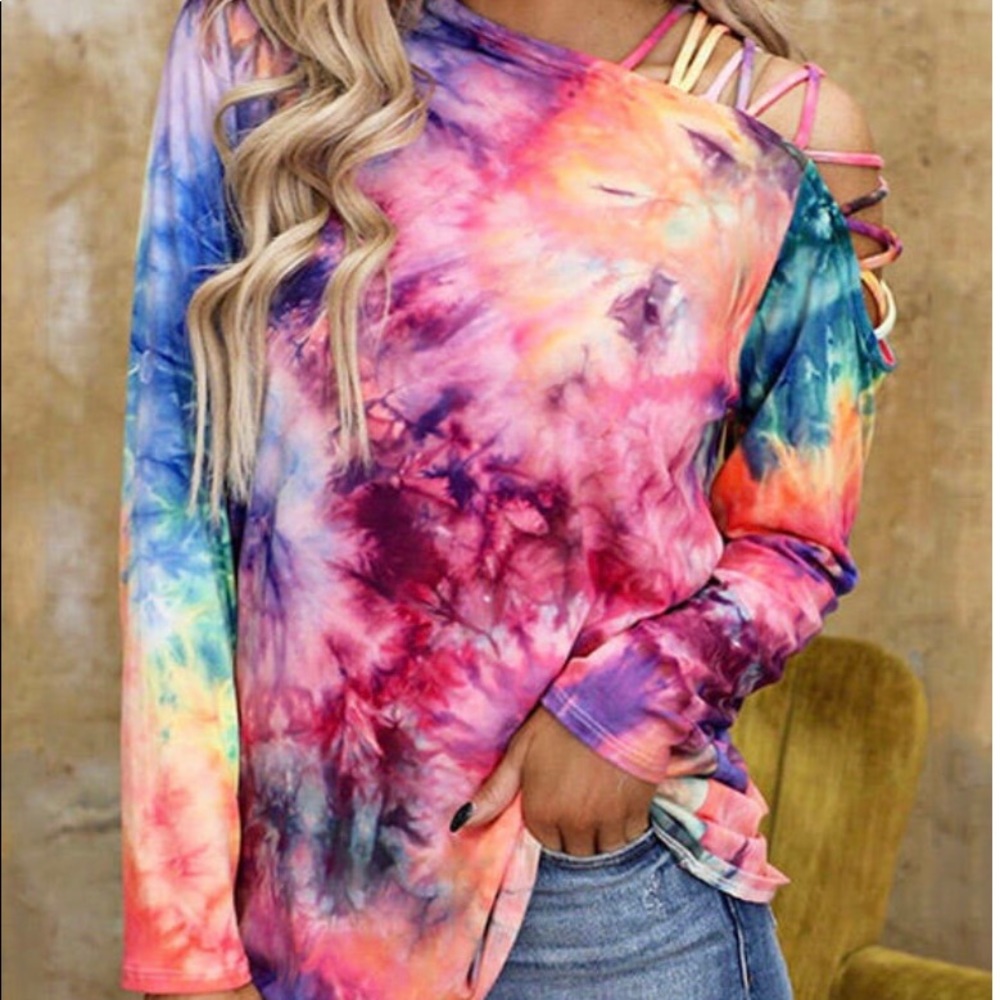 Tie-Die Criss-Cross Slash Neck Long Sleeve Blouse